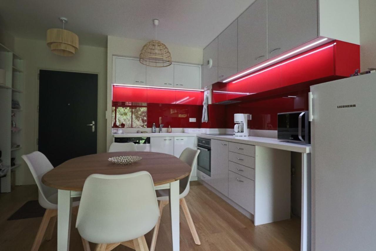 A4 - Residence La Montille Экстерьер фото